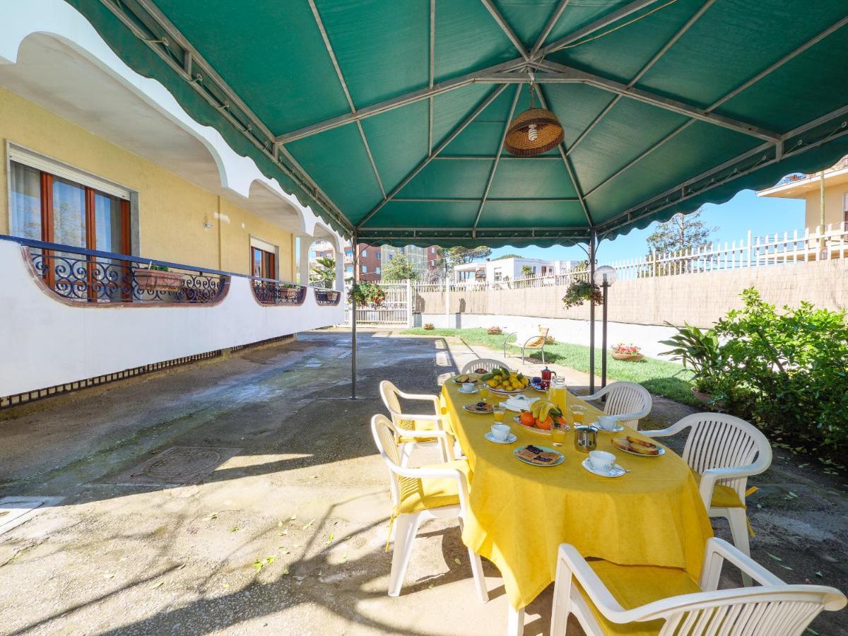 Villa Li Campi มัสซาลูเบรนเซ ภายนอก รูปภาพ