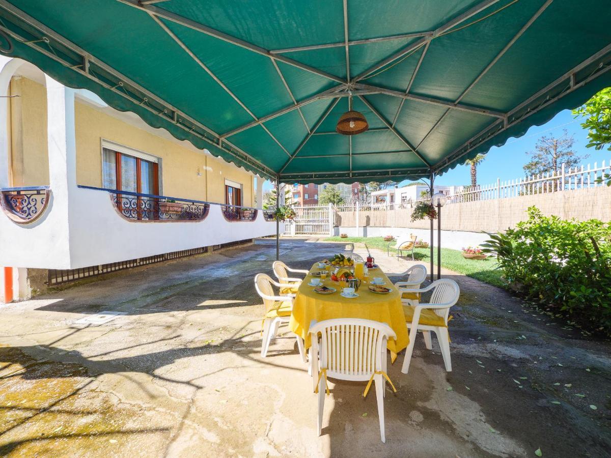 Villa Li Campi มัสซาลูเบรนเซ ภายนอก รูปภาพ