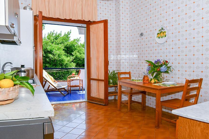 Villa Li Campi มัสซาลูเบรนเซ ภายนอก รูปภาพ
