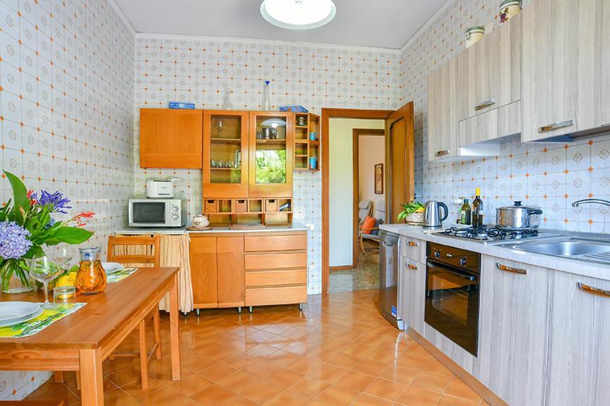 Villa Li Campi มัสซาลูเบรนเซ ภายนอก รูปภาพ